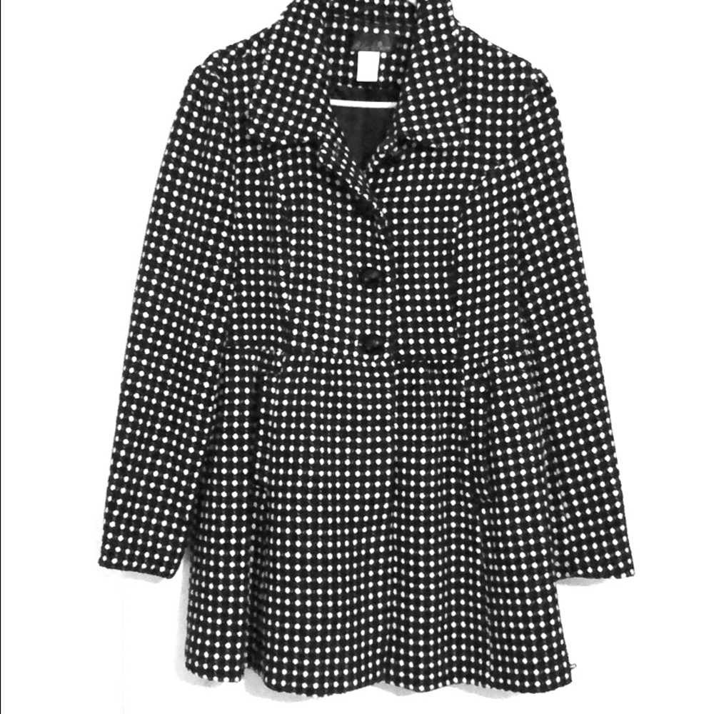 Beautiful black/white Jacket